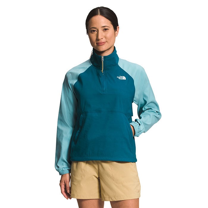 Women's Class V Pullover Village Ski Hut The North Face Spring 2023, Tops, Womens, Womens Tees/Tanks